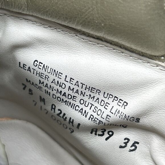 Timberland 6-Inch Premium Waterproof Boots Gold Leather Women’s 7.5M Store Model - Picture 2 of 16